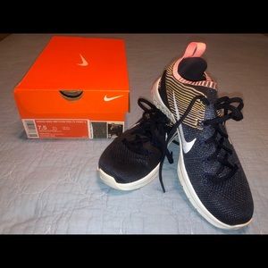 Shoes- Nike Women’s Metcon Dsx Flyknit 2
